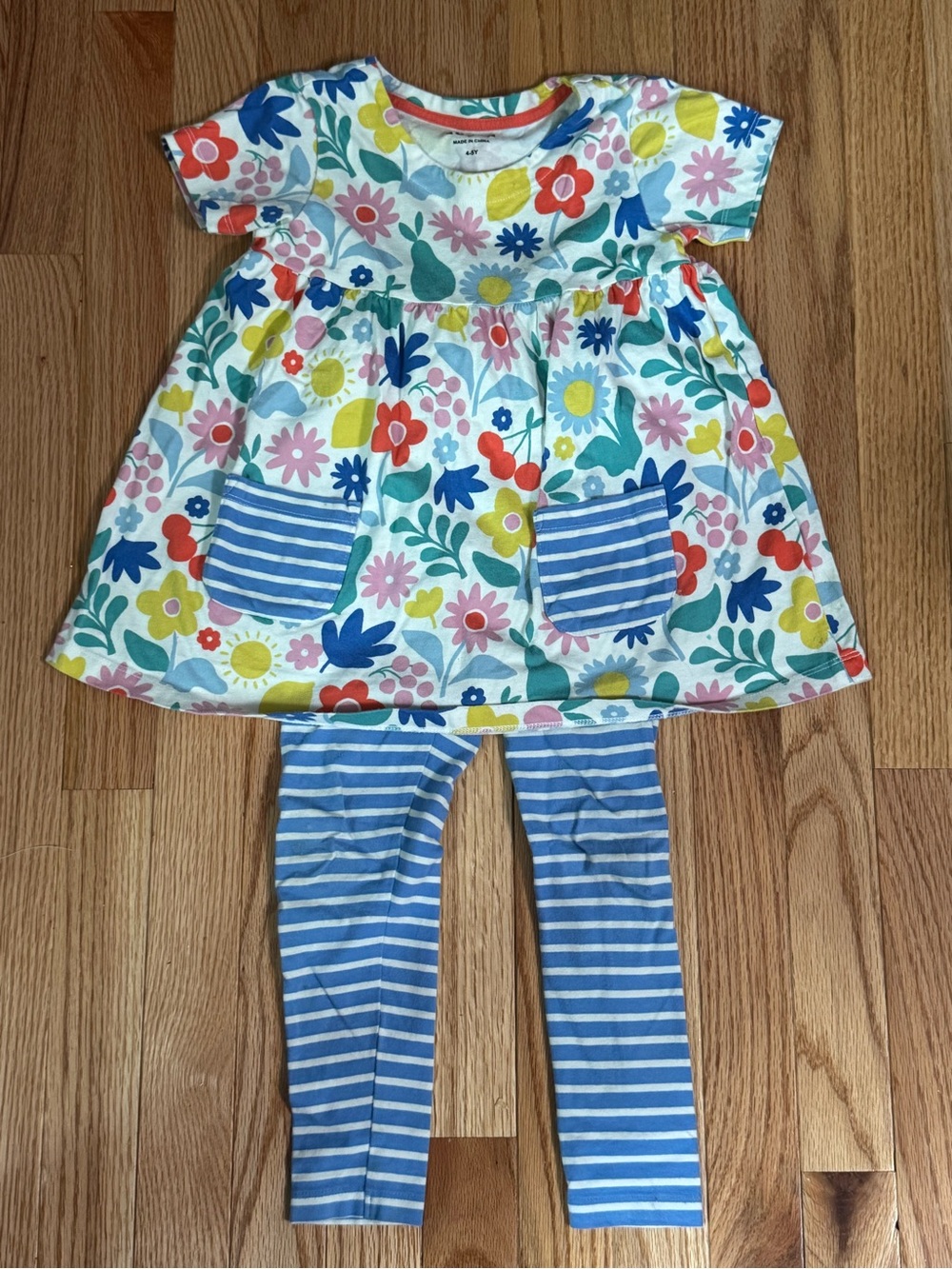 Mini Boden Floral and Striped Matching Set - size 4-5